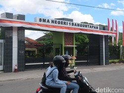 Kondisi SMAN 1 Banguntapan Usai Kepsek-3 Guru Dinonaktifkan gegara Kasus Hijab