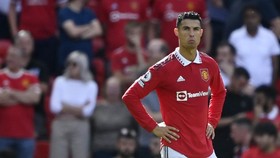 FOTO: Ronaldo Tak Mampu Selamatkan MU