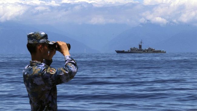 China Gelar Latihan Militer di Sekitar Taiwan, Singgung Provokasi AS China melakukan latihan militer di dekat Taiwan setelah AS mengesahkan UU Pertahanan baru yang dituding Beijing sebagai bentuk provokasi terkait Taipei.