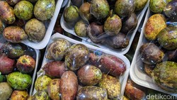 img-title Jarang Diketahui Orang, Ini 7 Buah Langka yang Hanya Tumbuh di Indonesia