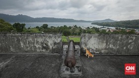 FOTO: Napak Tilas Benteng VOC di Kepulauan Banda