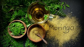 10 Manfaat Teh Daun Kelor, Si Daun 'Ajaib' Kaya Khasiat