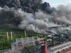 Kebakaran Hebat Kilang Minyak di Kuba, 1 Tewas-Puluhan Damkar Hilang