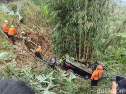 TKP Mobil Terjun ke Jurang di Ciamis Ternyata Jalur Tengkorak