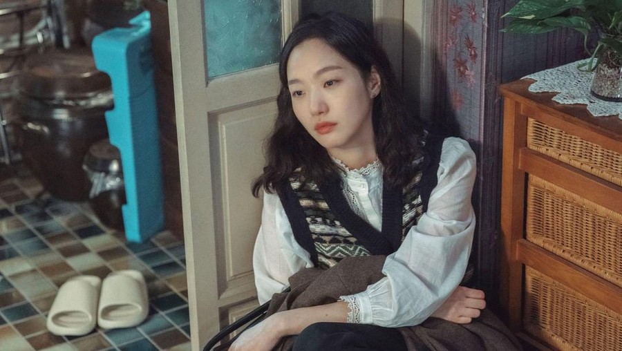 Kim Go Eun dalam Little Women