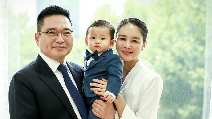 Korea Banjir, Suami dari Aktris Kim Mi Yeon Terjebak di Dalam Mobil