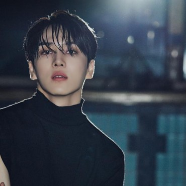 Lirik Lagu Pose - Kino Pentagon