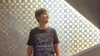 <p>Sepak terjang Muzakki Ramdhan di dunia akting terus berjalan hingga sekarang. Namanya mulai sering muncul di berbagai judul sinetron hingga film layar lebar. (Foto: Instagram @m.u.z.a.k.k.i)</p>