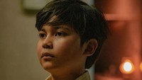 <p>Bunda yang sudah menyaksikan film <em>Pengabdi Setan 2: Communion</em> tentu tidak asing dengan Wisnu Hendrawan. Karakter itu dimainkan oleh aktor remaja bernama Muzakki Ramdhan. (Foto: Instagram @m.u.z.a.k.k.i)</p>