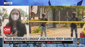 VIDEO: Polisi Bersenjata Lengkap Jaga Rumah Ferdy Sambo