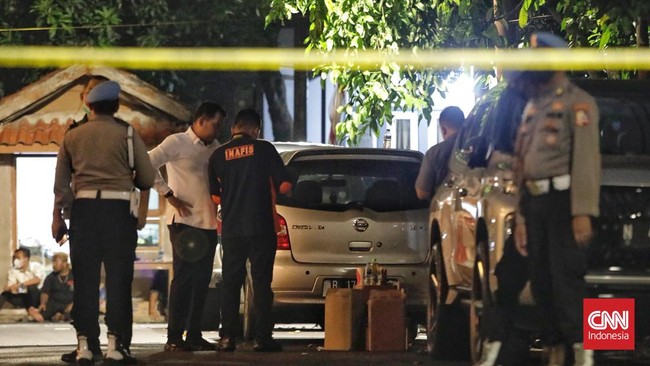 Polri menambahkan pihaknya sejauh ini tidak berencana menangkap Putri yang notabene sedang berada di kediaman pribadinya.
