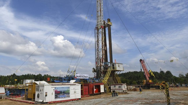 Harga minyak mentah naik untuk sesi ketiga pada Rabu (29/3). Brent berada di level US$78,3 per barel dan WTI US$73,6 per barel.