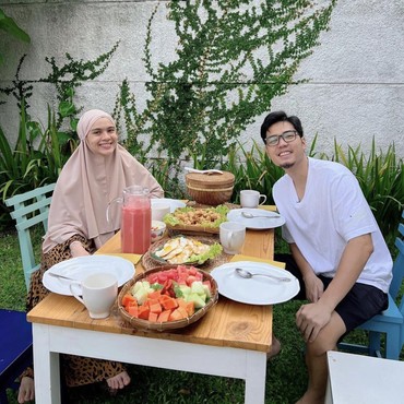 Rasakan Sakit, Nycta Gina Ungkap Malam Pertama dengan Kinos Gagal