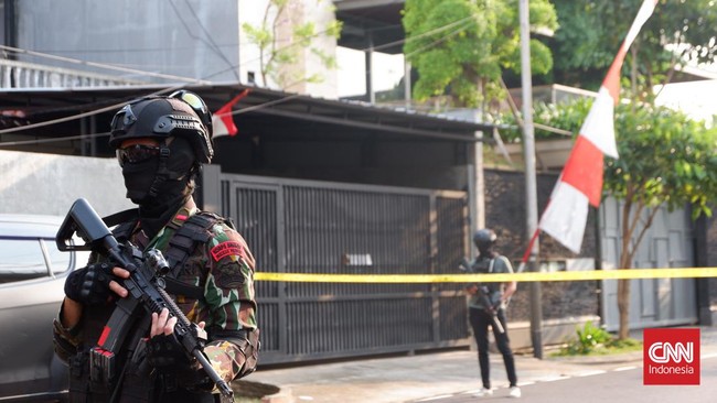 Kak Seto mendesak keluarga besar Polri melindungi anak-anak pasangan Ferdy Sambo dan Putri Candrawathi yang ditetapkan tersangka kasus dugaan pembunuhan.