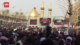 VIDEO: Ribuan Muslim Syiah Irak Rayakan Hari Asyura
