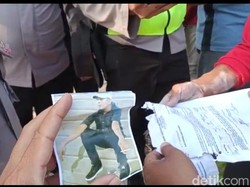Bangunan Mirip Makam Dipakai Ritual di Bojonegoro Berisi Foto-Tagihan Bank