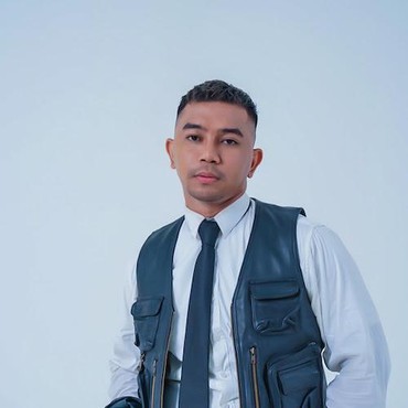 Lirik Lagu Berharap Kau Kembali - Fabio Asher