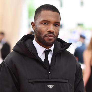 Lirik Lagu 'Bad Religion' Frank Ocean, Lengkap dengan Terjemahan & Makna