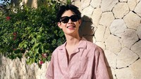 <p>Tak hanya bersuara emas, Gabriel Prince juga memiliki paras tampan dan gaya busana modis bak K-Pop idol. (Foto: Instagram @phrrince)</p>