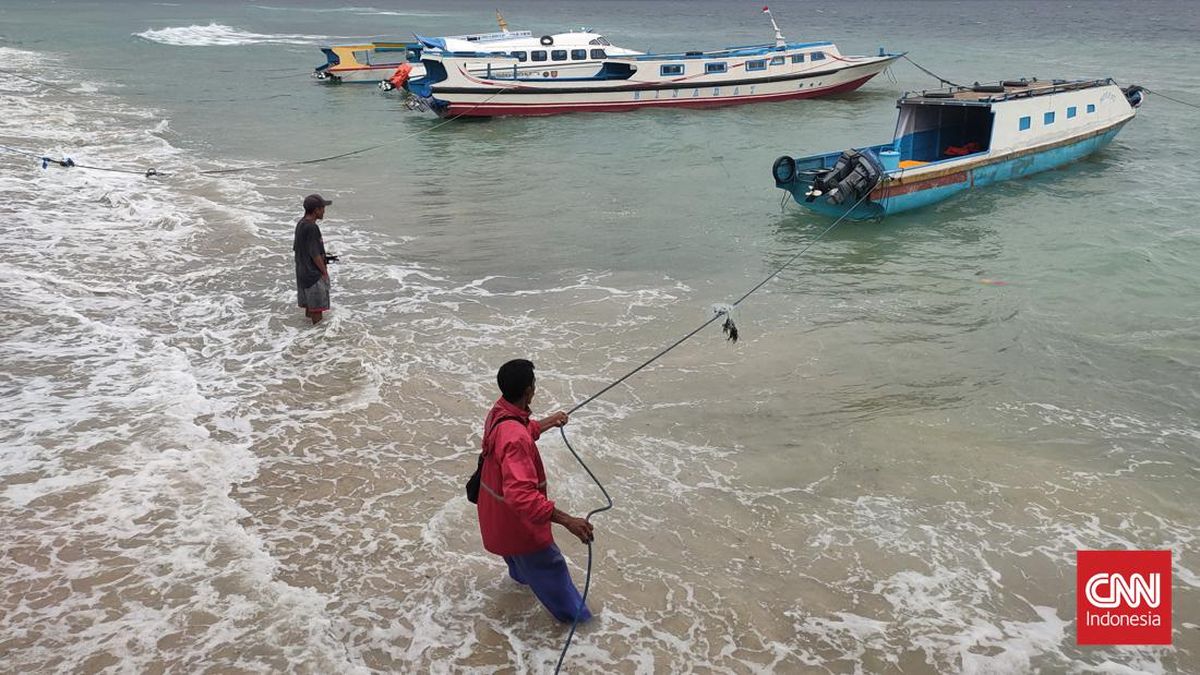 Hilang di Selat Makassar, Kapal Ambulans Ditemukan di Laut Madura