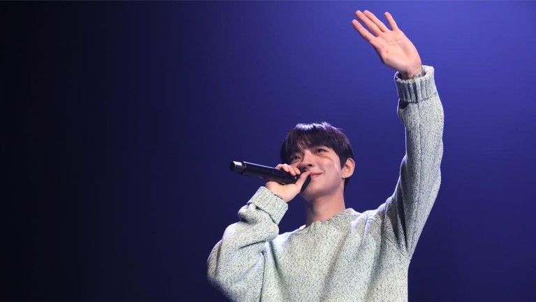 Gantengnya Hwang In Yeop Joget 'Okey Dokey' di Fanmeeting Jakarta Gantengnya Hwang In Yeop Joget 'Okey Dokey' di Fanmeeting Jakarta