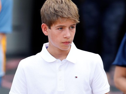 7 Potret James Viscout Severn, Cucu Termuda Mendiang Ratu Elizabeth II yang Tampan