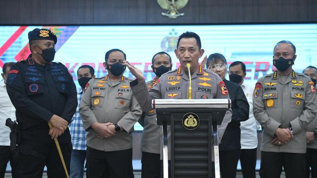 Kapolri Jenderal Listyo Sigit Prabowo ingin jajarannya mengembalikan kepercayaan masyarakat terhadap Polri.