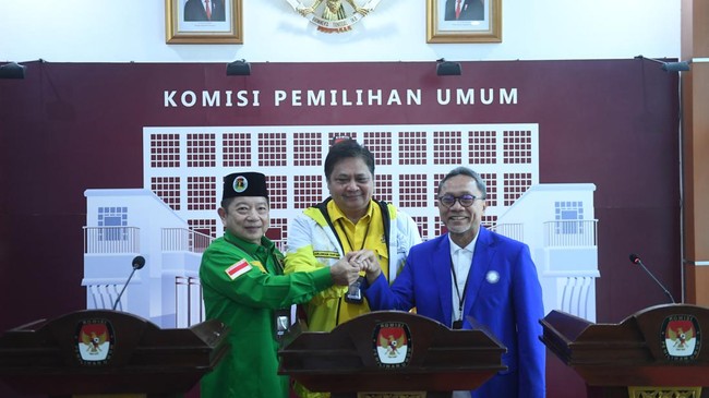 Pakar politik dari BRIN Wasisto Raharjo Jati mengatakan KIB ingin mengedepankan adu gagasan ketimbang identitas pada kontestasi Pilpres 2024.