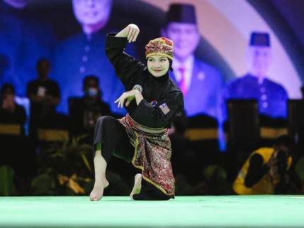Non Muslim, Ini 7 Potret Atlet Pencak Silat Malaysia Merrywati Berhijab Saat Tanding