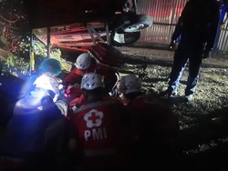 Pria di Bandung Tewas Seketika gegara Tertimpa Tower