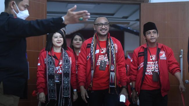 PDIP Terima Maaf PSI yang Mengaku Naif Usung Ganjar Capres 2024 PDIP respons permintaan maaf PSI kepada Ketum PDIP Megawati Soekarnoputri lantaran mengusung Ganjar Pranowo sebagai capres.