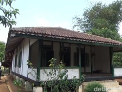 Rumah Adat Kuno Citalang Kondisinya Memprihatinkan
