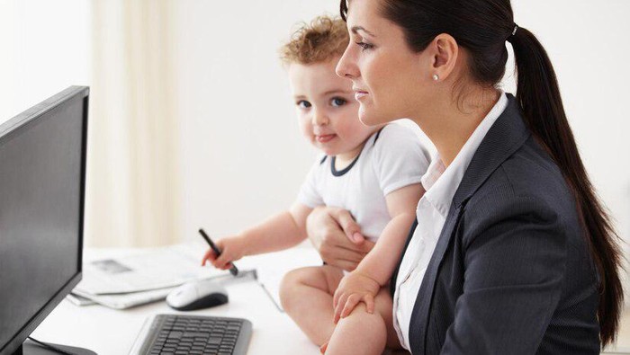 Semua adalah Ibu, Ini Alasan Mengapa Perempuan Bekerja Tak Boleh Dianggap Rendah!