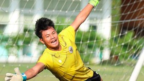 Kunci Kiper Indonesia Blok Penalti Myanmar di Piala AFF U-16: Zikir