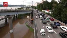 VIDEO: Banjir Seoul, 9 Orang Tewas, 6 Hilang, 2800 Bangunan Rusak