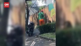 VIDEO: Petugas PPSU Yang Aniaya Wanita di Kemang Ditangkap