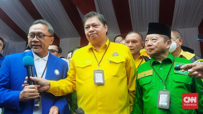 Ketua Umum Partai Demokrat Agus Harimurti Yudhoyono (AHY) menjadi satu-satunya orang yang mengirimkan karangan bunga ke acara KIB di Surabaya, Jatim.