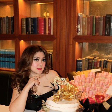 Sosok Vivi Selebgram yang Fotonya Dipakai Sebagai Istri Irjen Ferdy Sambo