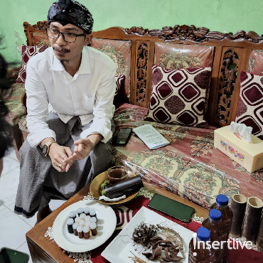 Warisan Ilmu Mak Erot di Jakarta Ada pada Tangan Aa Akmal