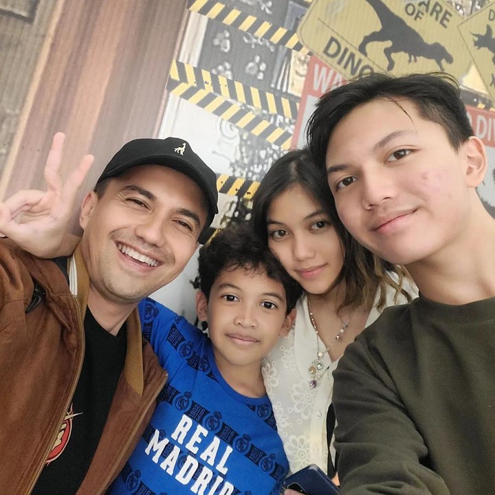 <p>Meski sering meluangkan waktu untuk <em>boys time</em>, namun quality time bersama anak perempuannya, Raihana Zemma Gunawan, juga tak terlewatkan, lho. (Foto: Instagram @sahrulgunawanofficial)</p>