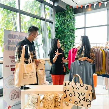 Pertempuran Makin Sengit! TikTok Live Lawan Shopee Live, Siapa Jadi Jawara Live Shopping di Indonesia?