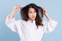 6 Cara Mudah Merawat Rambut Supaya Nggak Gampang Lepek Dan Bisa Cantik ...