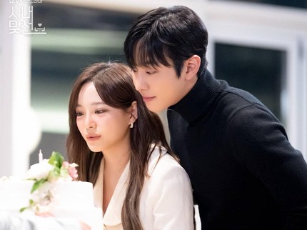 5 Drama Korea Romantis Tentang Kisah Cinta CEO Tampan dan Kaya Raya