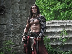 Jason Momoa Tak Mau Ingat Film Ini, Kenapa?