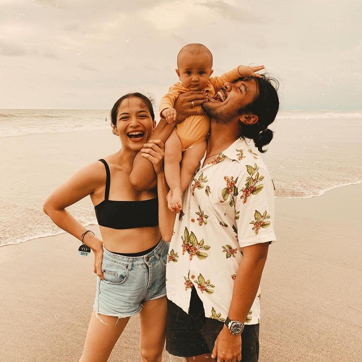 <p>Pada 3 Maret 2018 lalu, Chicco Jerikho menikahi Putri Marino di Bali. Pesta pernikahan mereka digelar secara intim dan jauh dari hiruk pikuk Jakarta. (Foto: Instagram @chicco.jerikho)</p>