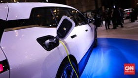 Mobil Listrik BMW iX Jadi Kendaraan Resmi KTT Asean di Labuan Bajo