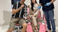 <p>Memasuki trimester kedua, Yasmine mengunggah momen pemeriksaan Si Kecil. "Ahamdulillah dede bayi sehat2 aja," tulis Yasmine. (Foto: Instagram @yxsmine.ow)</p>