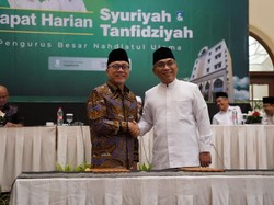 Mendag Zulhas Gandeng PBNU agar UMKM Santri Semakin Berkembang