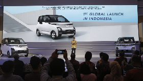 Wuling Luncurkan Mobil Listrik Pertama di Indonesia, Cek Harganya
