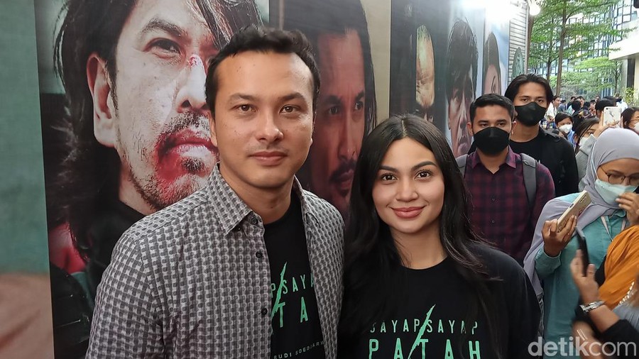 Ariel Tatum & Nicholas Saputra